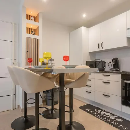 113 Apartment